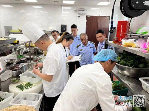 遂川县市场监督管理局开展食品安全保障工作督查 图